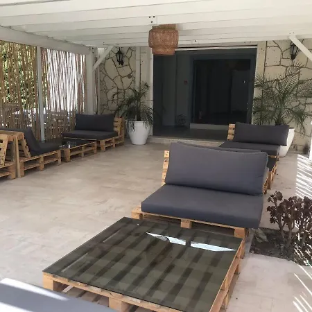 Roop Alacati B&B